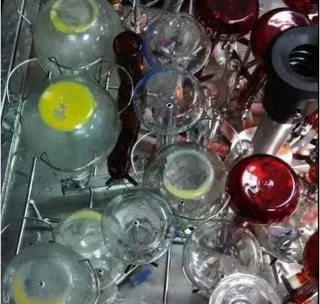 實驗室洗瓶機真的值得買嗎？先聊聊一個實驗員的親身經歷